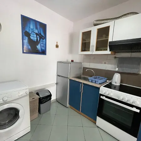 아파트 Downtown Boulevard Enchanting Apartment! 티라나