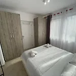 アパート Downtown Boulevard Enchanting Apartment!